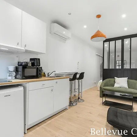 Les Bellevue Cite Trivalle, Cite 500M, Free Private Car Park On Demand, Free Public Car Park 200M, Aircon, Wifi, Cite View Terrace Holiday home *
