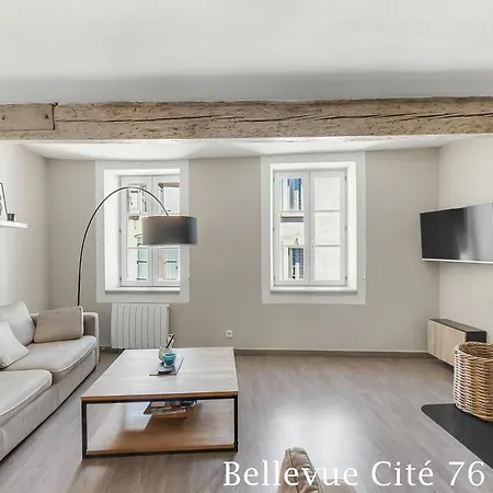 Les Bellevue Cite Trivalle, Cite 500M, Free Private Car Park On Demand, Free Public Car Park 200M, Aircon, Wifi, Cite View Terrace *